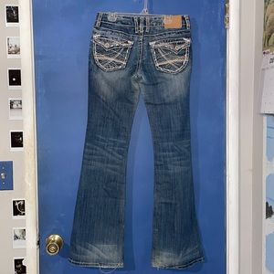 low rise boot cut jeans : amethyst